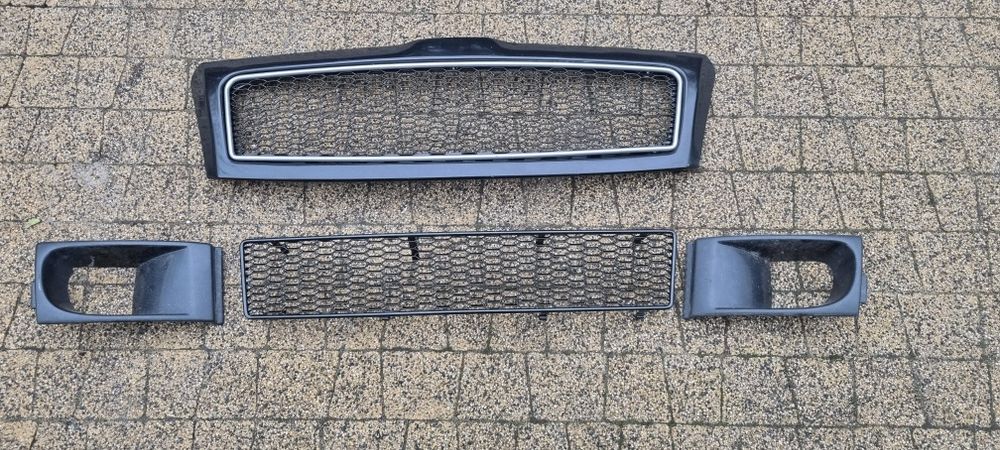 Grill milotec kratka zderzaka wloty powietrza skoda octavia 2 II rs