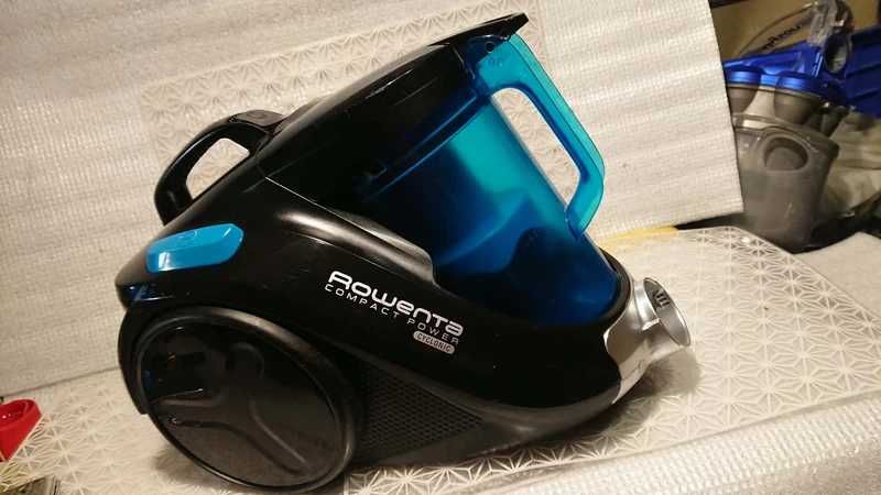 Odkurzacz Rowenta 750 W -bez workowy