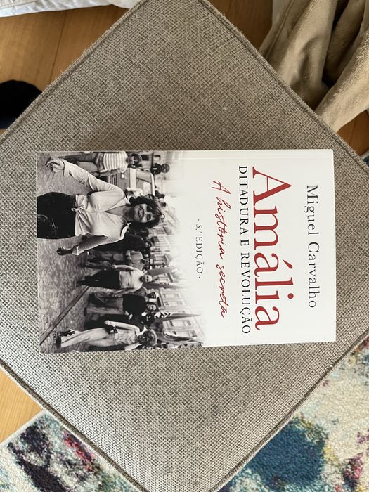 Livro Amália Ditadura e Revolução