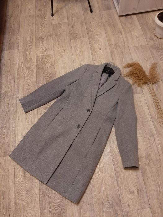 Продам пальто демісезонне