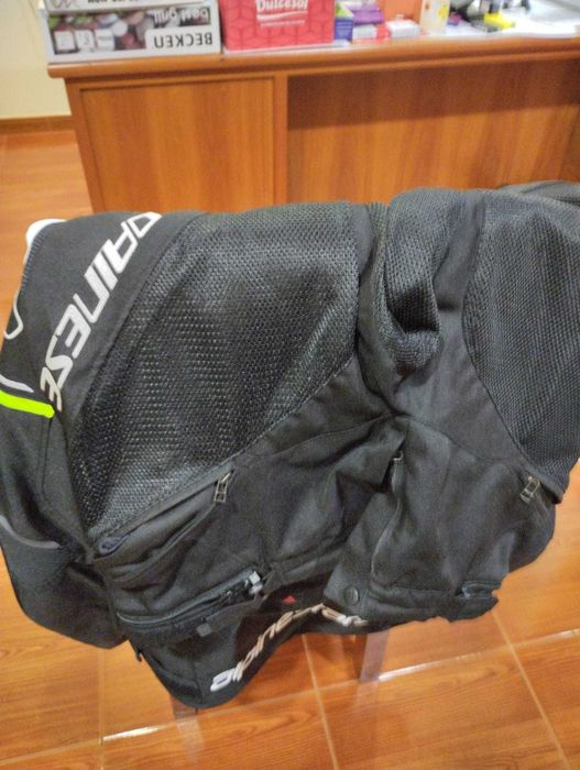 Equipamento mota Alpinestars e Dainese