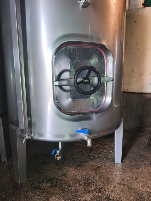 Cubas inox de 1000 litros