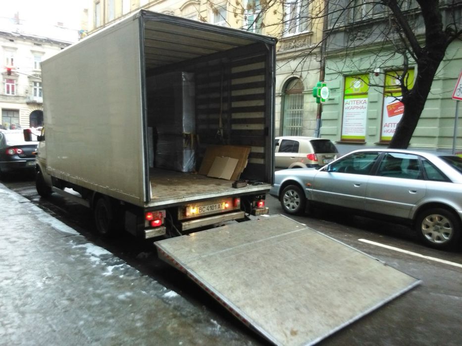 Грузчики Киев / Вантажники / Услуги грузчиков