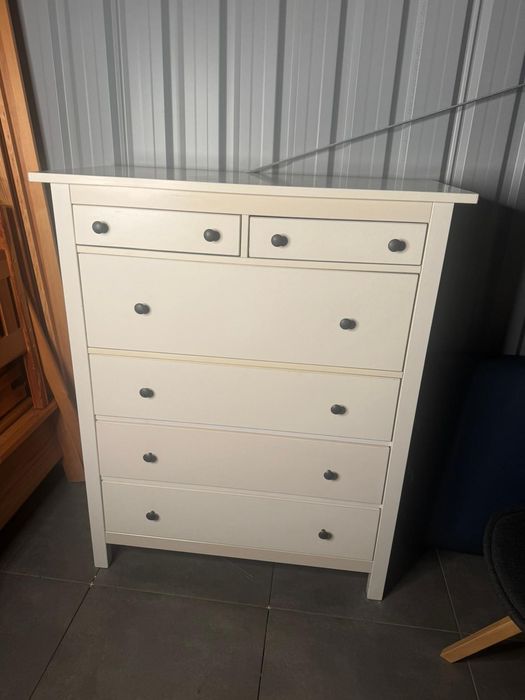 Sprzedam komodę bdb