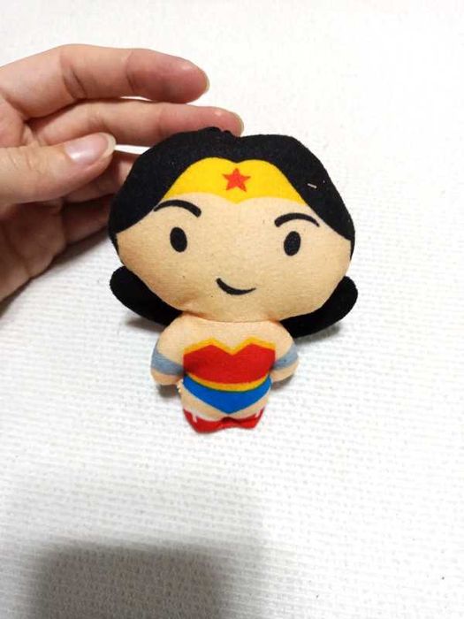 Pluszowa szmaciana lalka Wonder Woman z McDonald's wys 9cm #1284