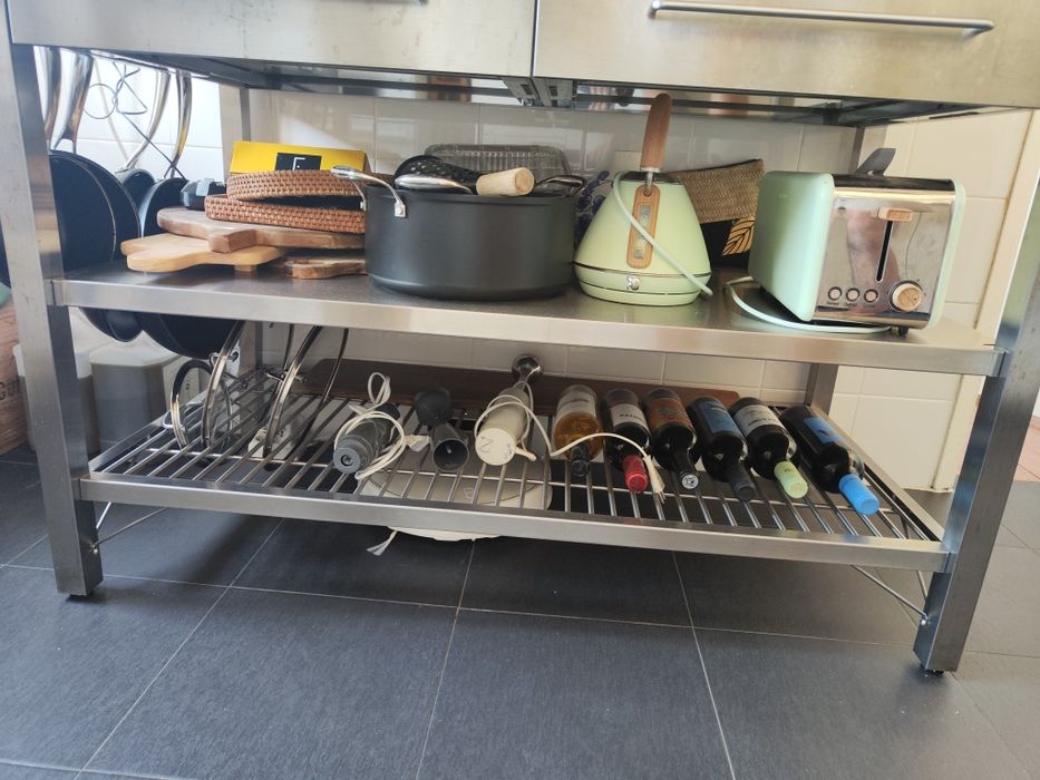 Móvel/ ilha de cozinha madeira e inox