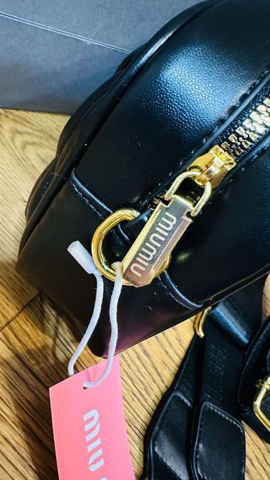Listonoszka damska MiuMiu czarna nowa