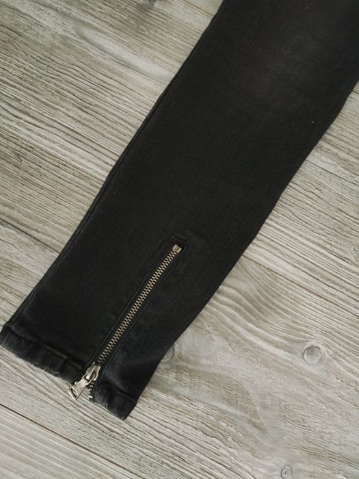 Jeansy czarne r38