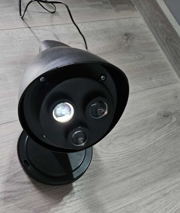 Projektor rzutnik LED animowany Święty Mikołaj na sankach