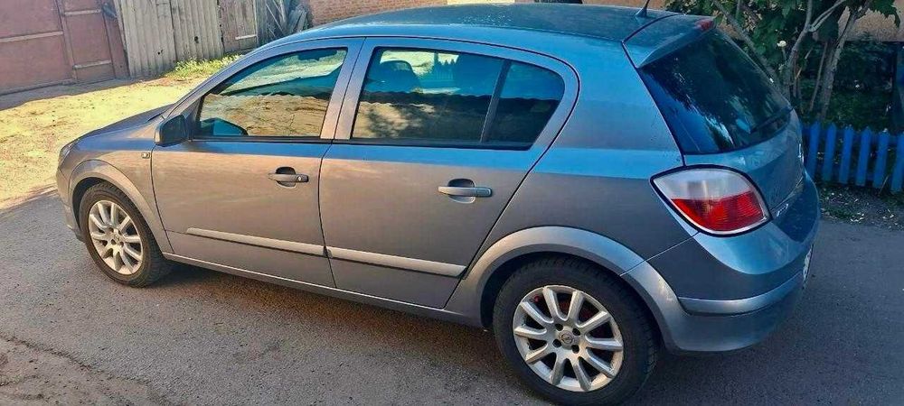 Автомобіль OPEL Astra H