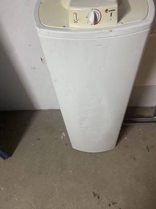 Vendo Termo acumulador 150 Litros Ariston