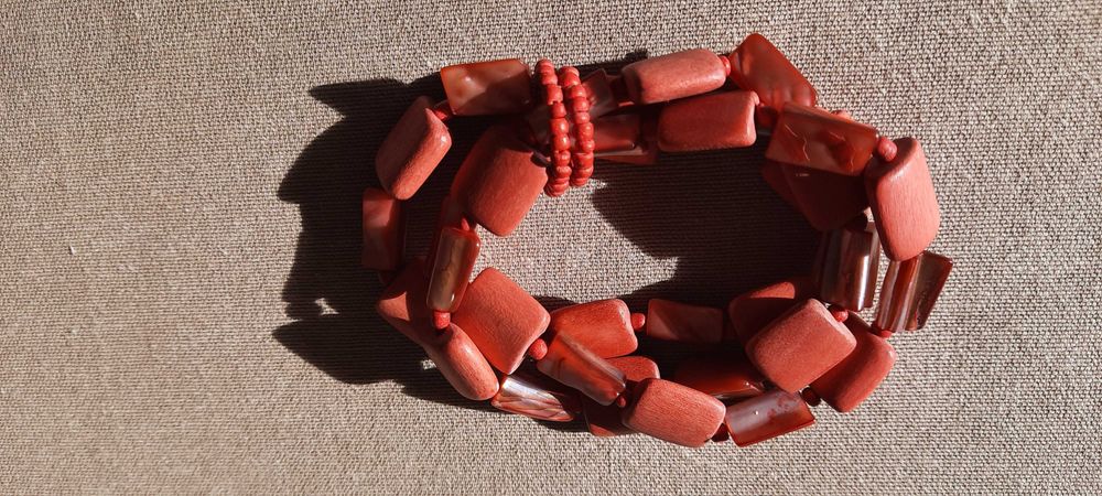 czerwona potrójna bransoletka M&S