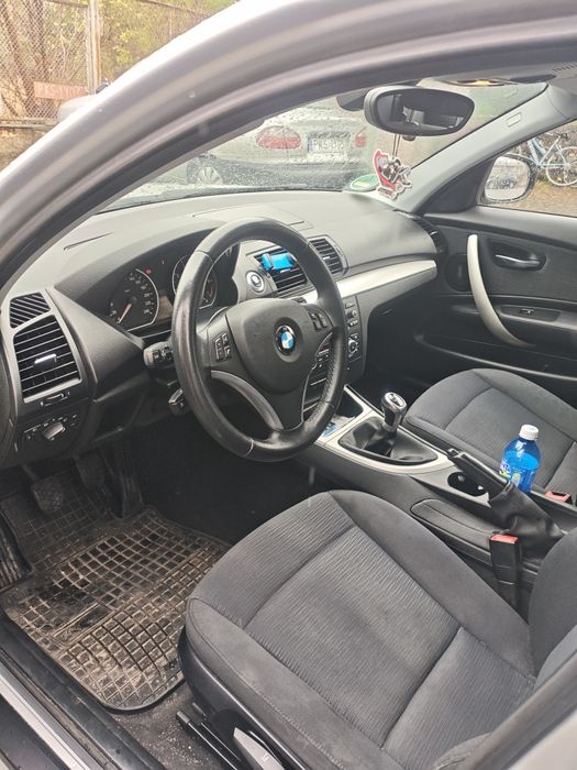 Sprzedam swój prywatny samochód BMW Seria 1 116i