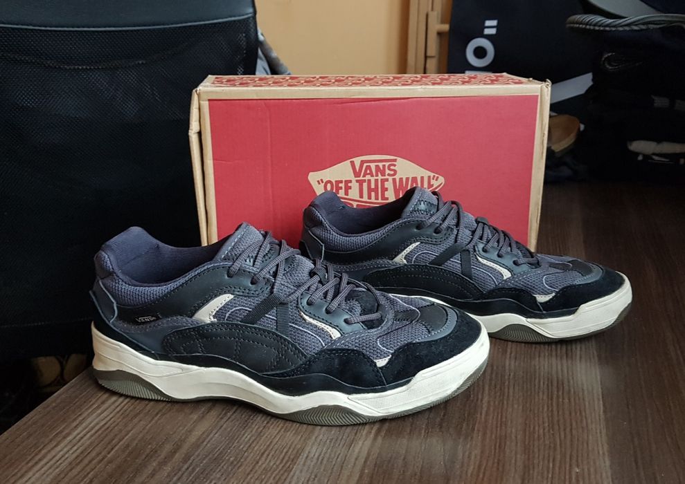 Vans varix wc emerica es etnies dc supra straye dime globe circa