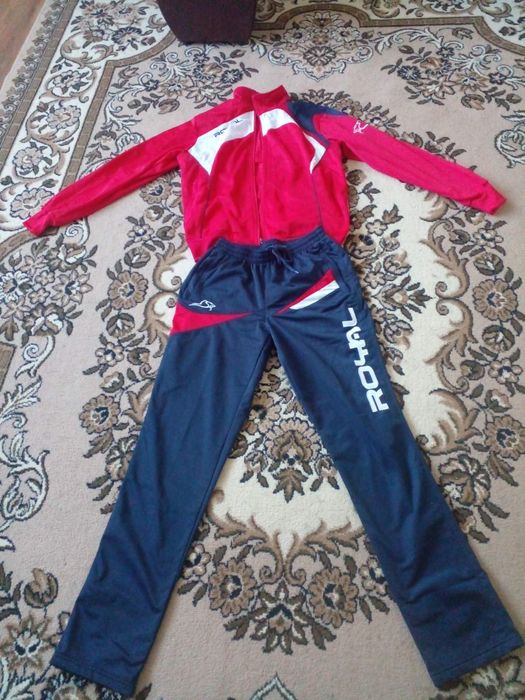 Спортивний костюм