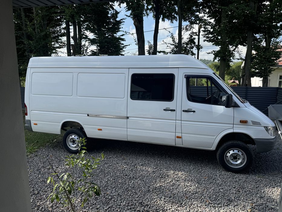 Mercedes-benz Sprinter 4x4