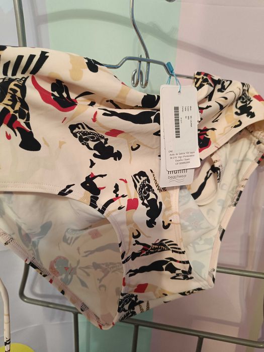 Bikini com etiqueta tamanho Xl/xxl n 50