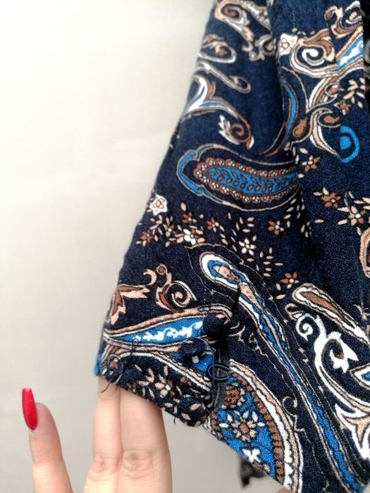 Vestido Azul Escuro com Cornucópias