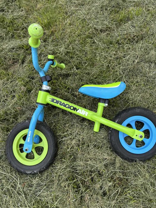 Rowerek biegowy - wygląda jak Ferrari, ale działa jak smok