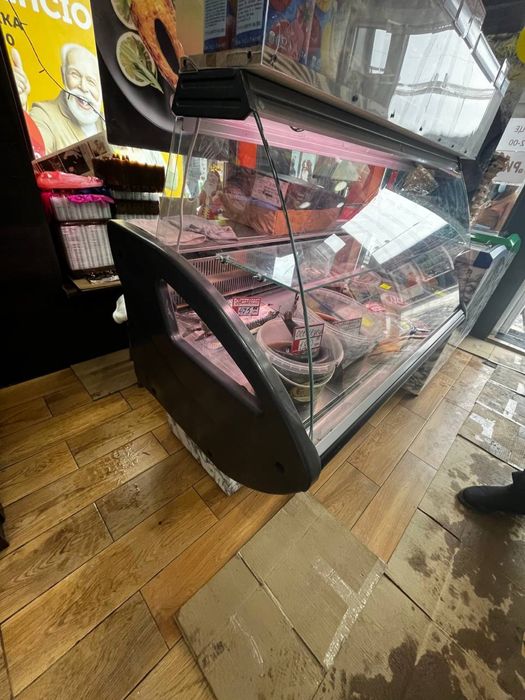 Вітрина холодильник м. Самар