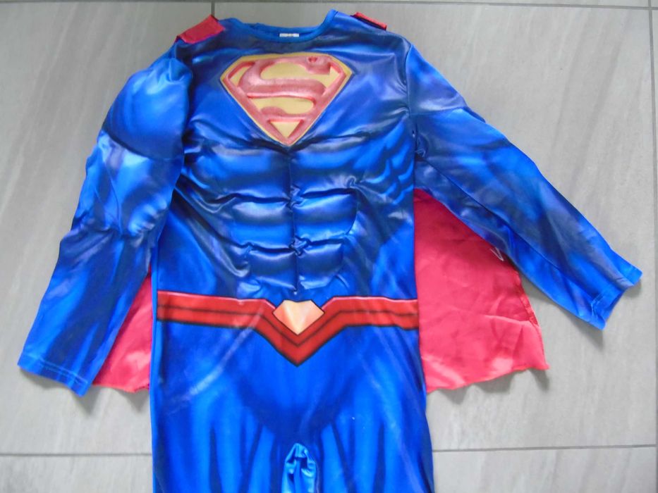 strój Superman 7-8 lat