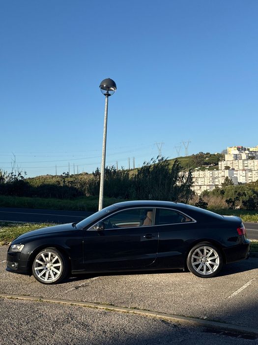 AudiA5 com 205000km ano 2009 bom estado geral foto 5