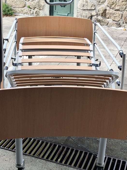Cama articulada elétrica