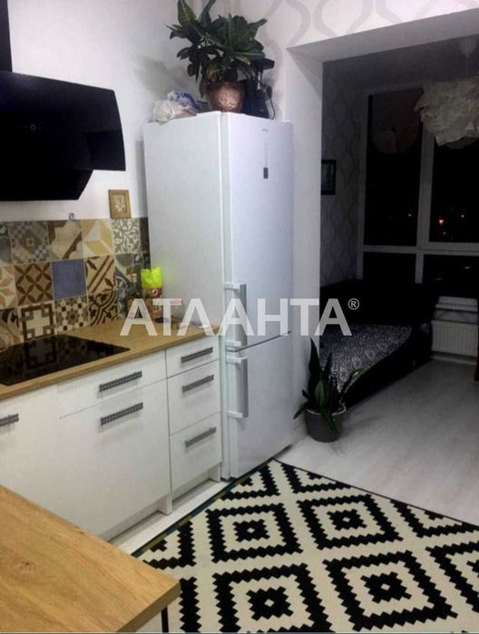 1 комнатная квартира с видом на море в  кирпичном доме