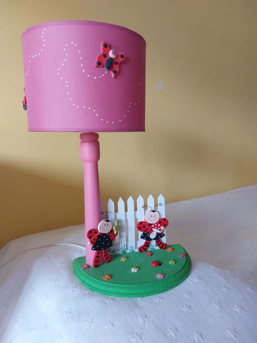 Candeeiro de mesa infantil "Ana Moura"