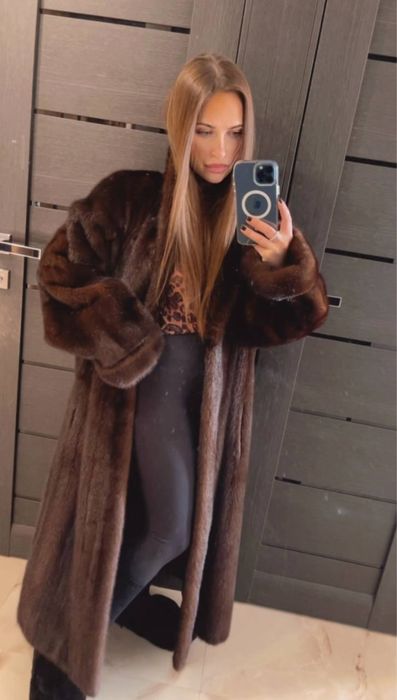 Норкова шуба . Натуральна шуба