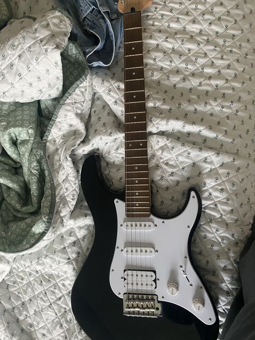 guitarra elétrica yamaha pacifica + amplificador fender
