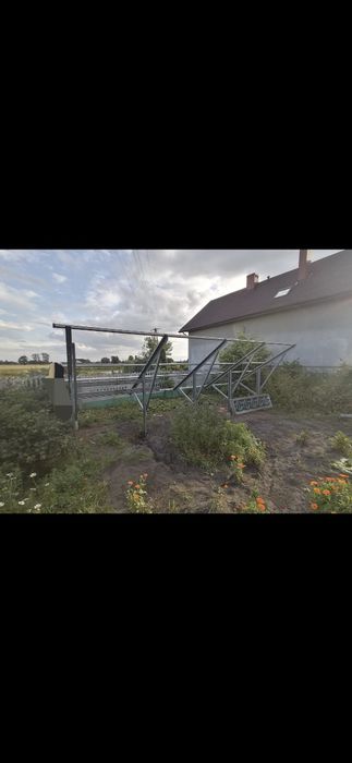 Stelaż fotowoltaiczny naziemny 4-4,5 kw, 10-12  paneli OCYNK