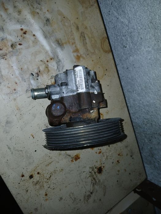Bomba de direção land rover freelander