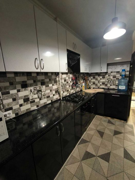 Продається 3 квартира по вул. Руській