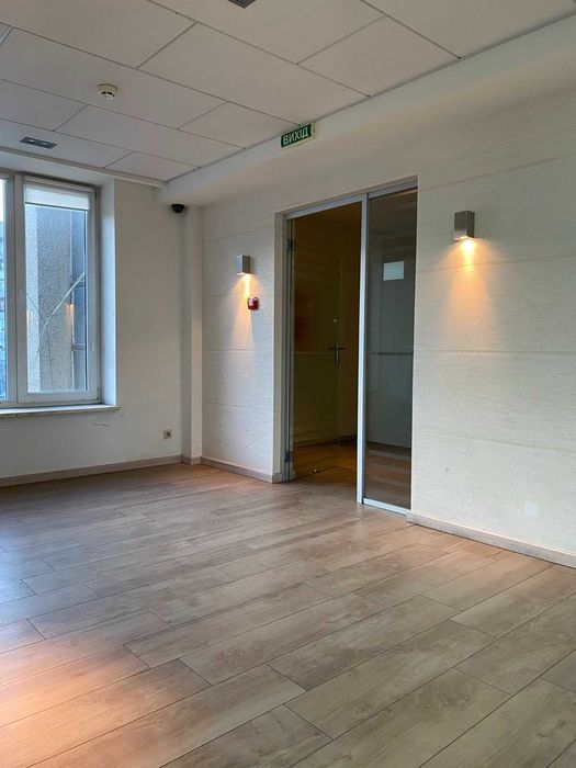 Продаж нежитлового приміщення просп. Чорновола район Макдональдса