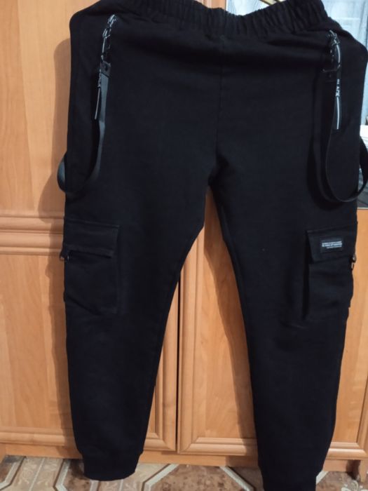 Стильні спортивні джогери