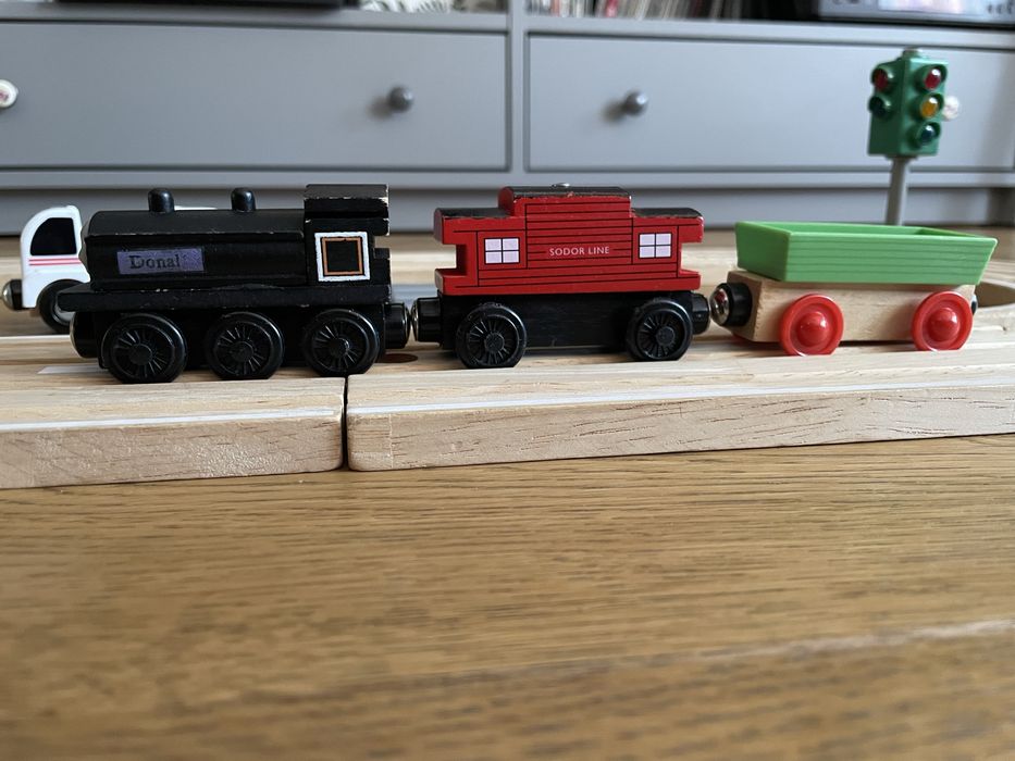 Kolejka drewniana z wagonikami