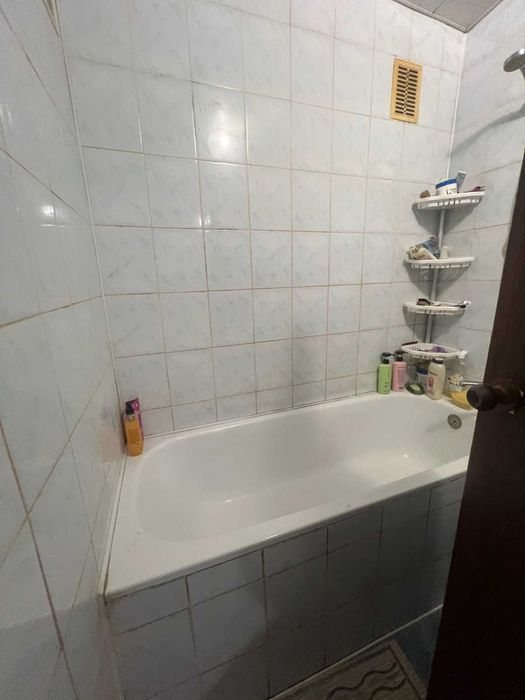 Продам 1 кімнату (блок-секція)