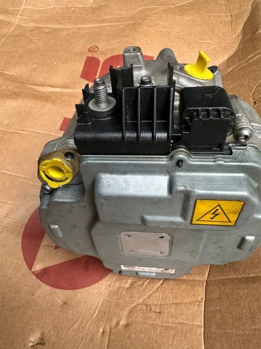 Стартер-генератор Audi Q7 Q8 A6 A7 A8