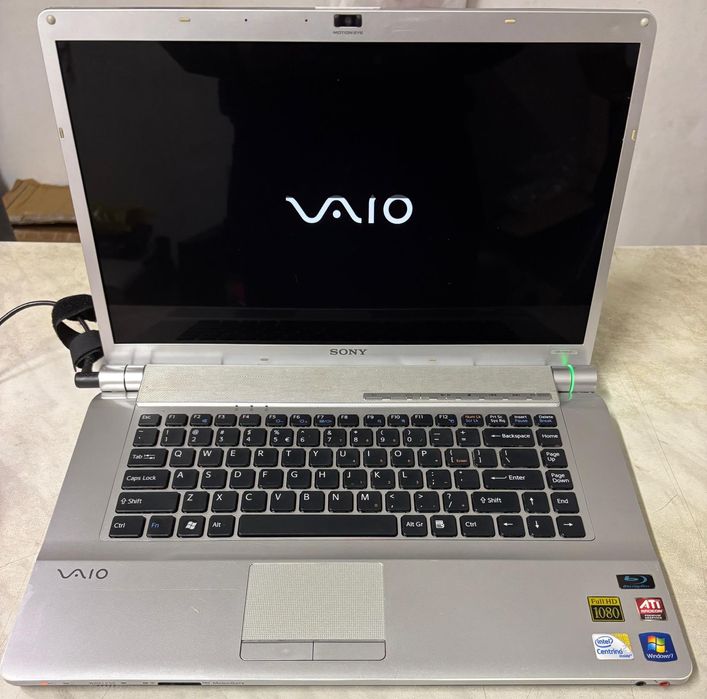 Laptop Sony Vaio PCG-3J1M z zasilaczem