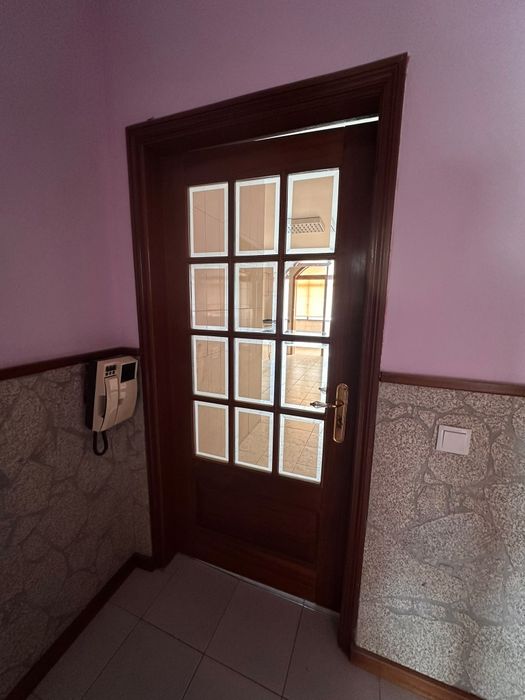 Vendo portas madeira
