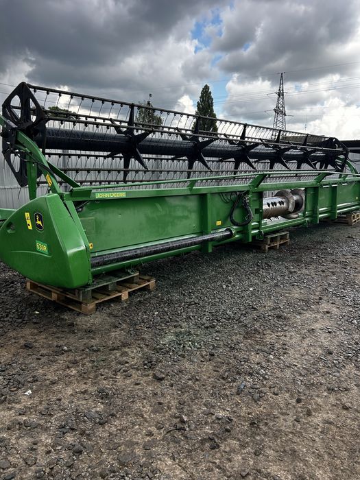 Жатка  зернова John Deere 630R