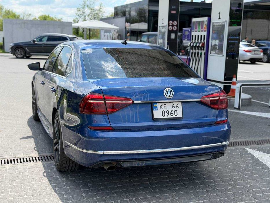 Продам Volkswagen Passat 2017 R-Line