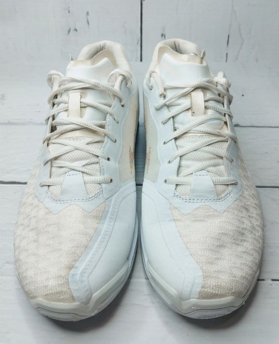 Продам красовки Mizuno розмір 45