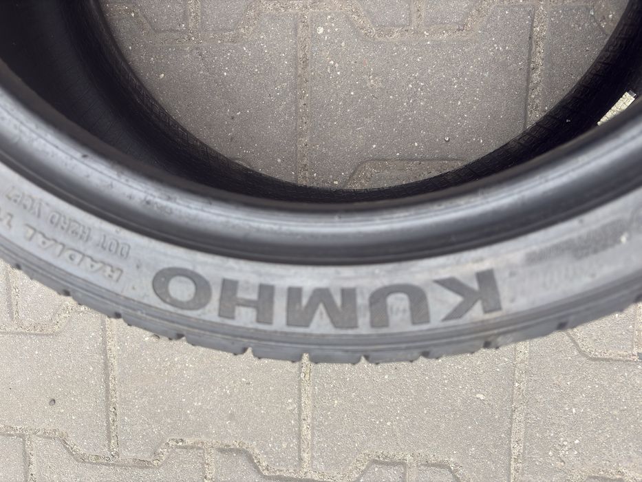 Para opon Kumho Ecsta 245 35 R18