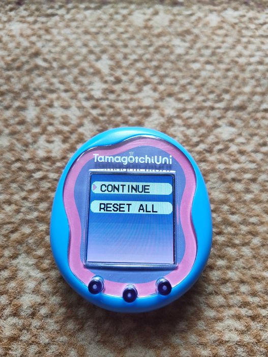 Tamagotchi Uni Blue + 8 DLC!