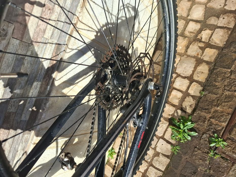 Bicicleta sava semi nova