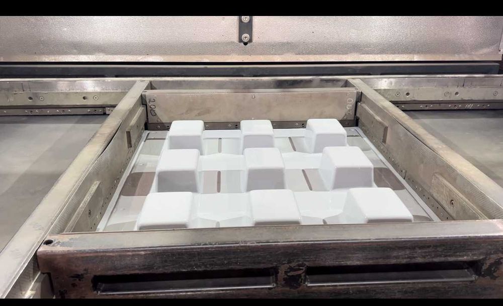 Виготовлення пластикових виробів /Термовакуумне формування пластику