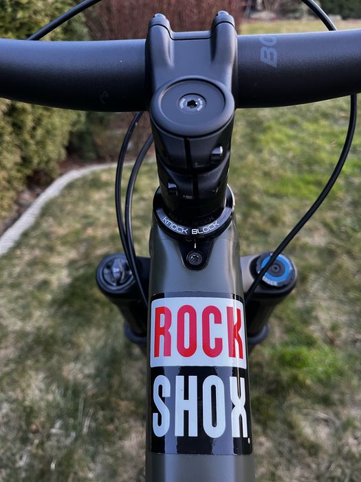 TREK Remedy 8 M/L  rower Enduro