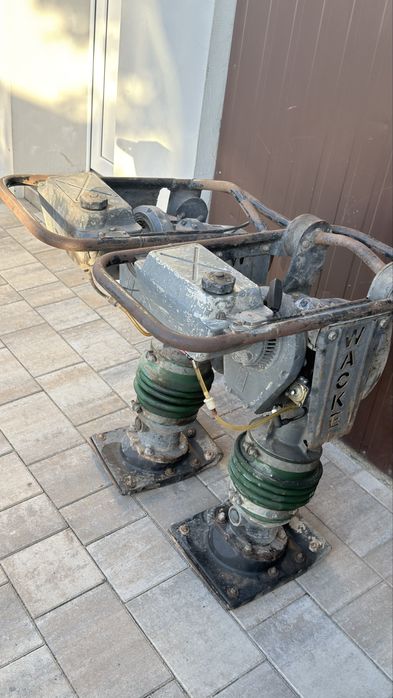 2 szt Skoczki Wvacker